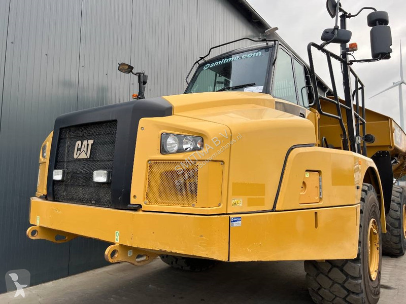 عربة قلابة Caterpillar C
