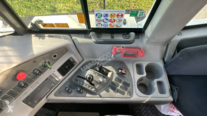 عربة قلابة Volvo 6x6