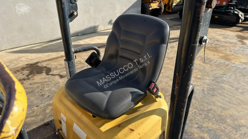 عربة قلابة Yanmar B