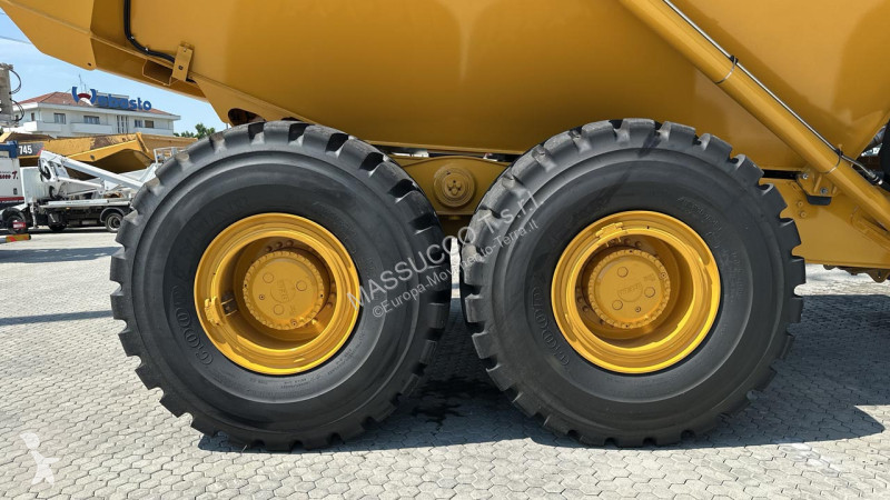 عربة قلابة Bell B50E 6x6