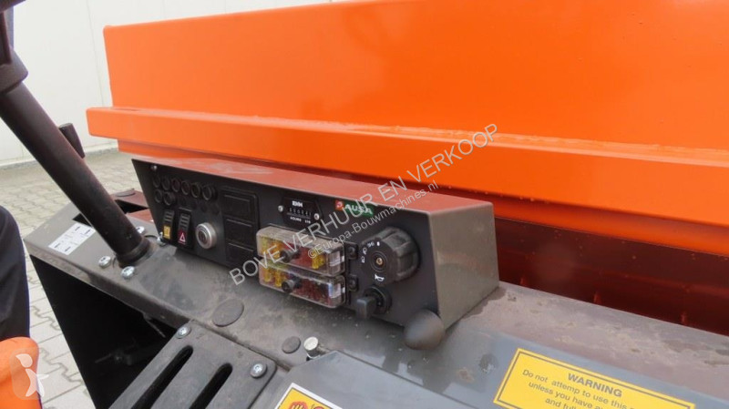 عربة قلابة Ausa D150RM