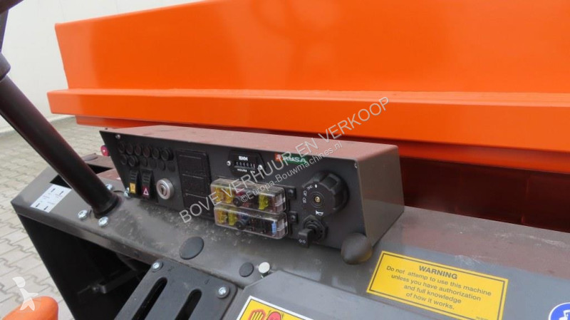 عربة قلابة Ausa D150RM