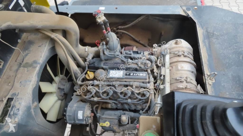 عربة قلابة Wacker Neuson DW60-2