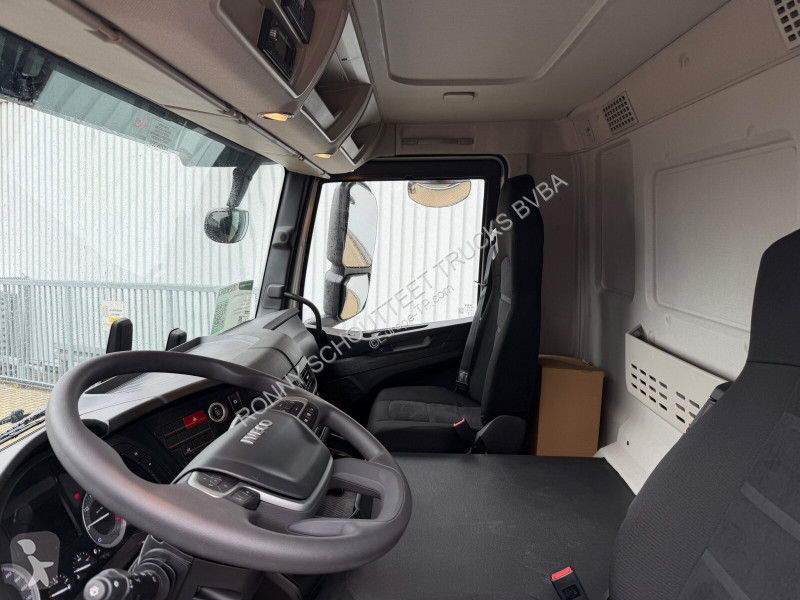Camión Iveco T-Way 360 6x6 T-Way 360 6x6, Mulde...