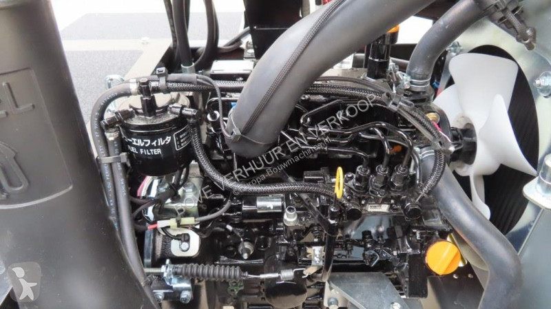 عربة قلابة Wacker Neuson DW30-2