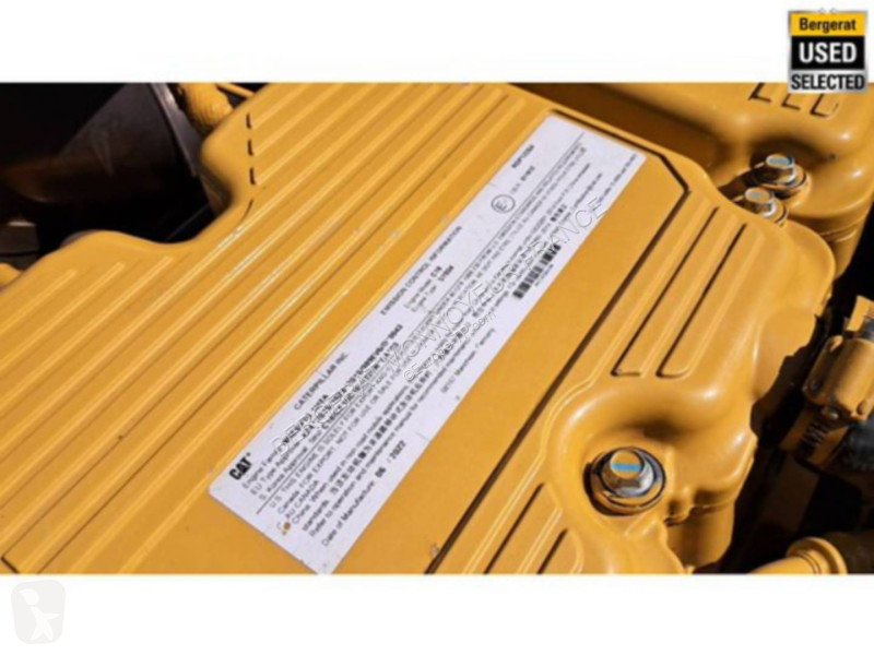 Sklápač Caterpillar 745