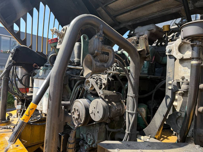 عربة قلابة Volvo E