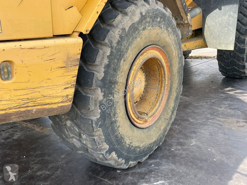 عربة قلابة Volvo