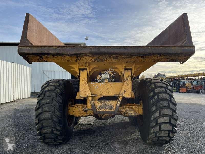 عربة قلابة Volvo 6X6