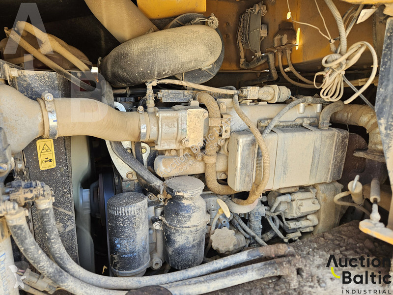 عربة قلابة JCB 9TFT