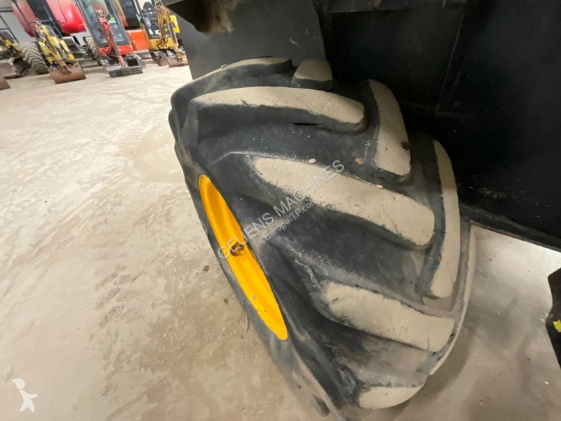 عربة قلابة JCB 6 TST