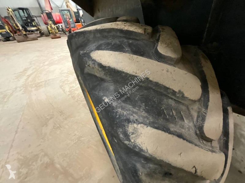 عربة قلابة JCB 6 TST