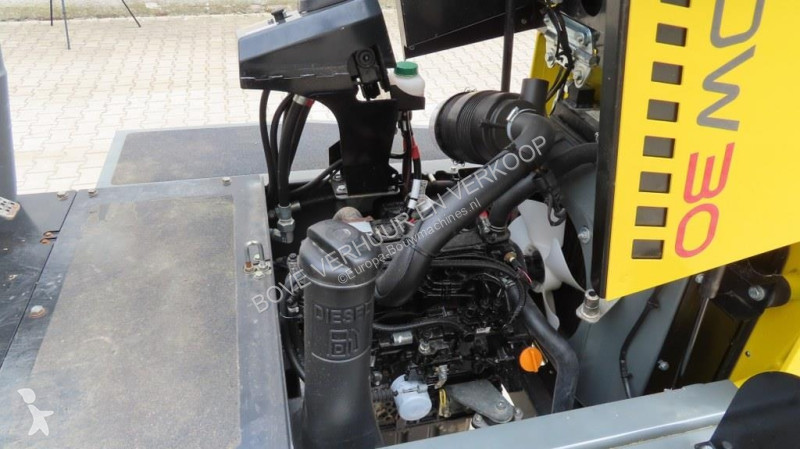 عربة قلابة Wacker Neuson DW30