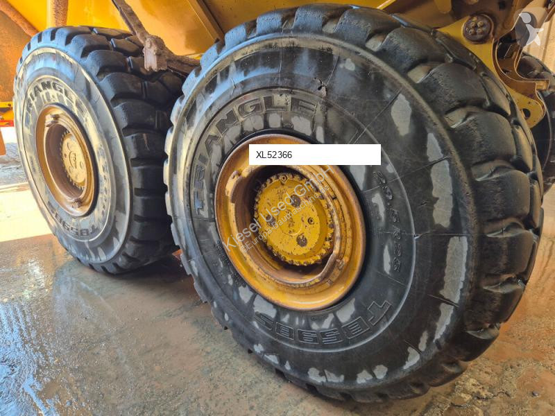 عربة قلابة Bell B45E