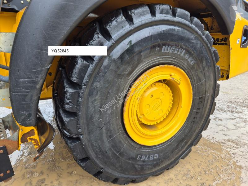 عربة قلابة Bell B45E