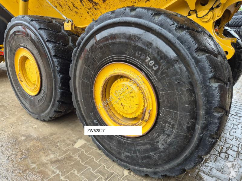 عربة قلابة Bell B45E
