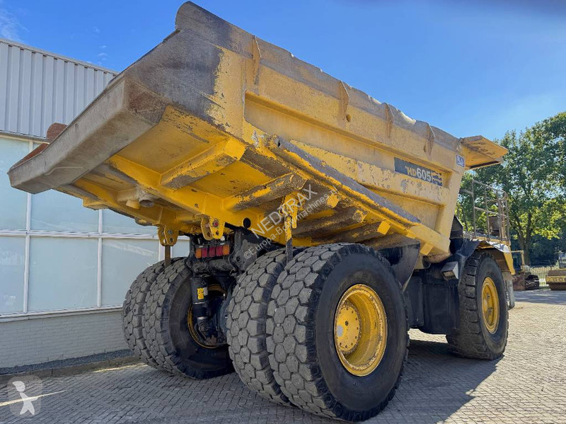 Дъмпер Komatsu 6057E0