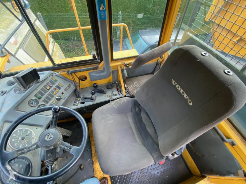 Basculantă Volvo