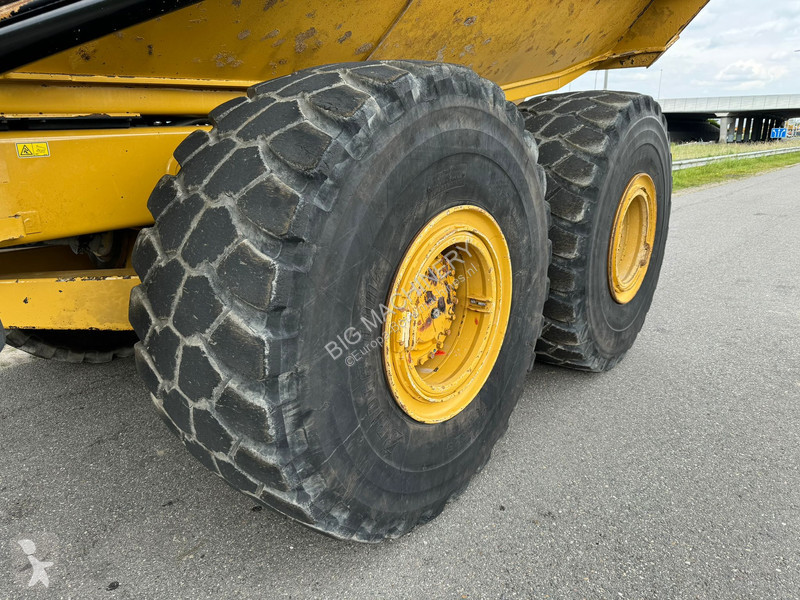 Sklápěčka Caterpillar
