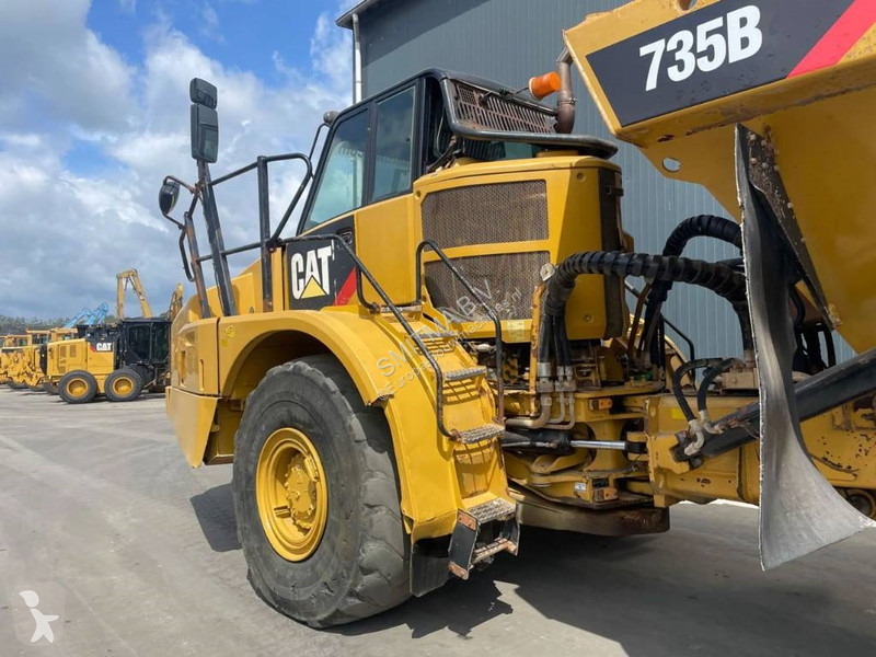Sklápač Caterpillar | 735