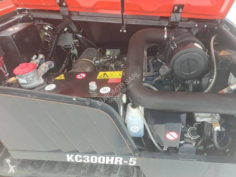 Basculantă Kubota KC300HR-5