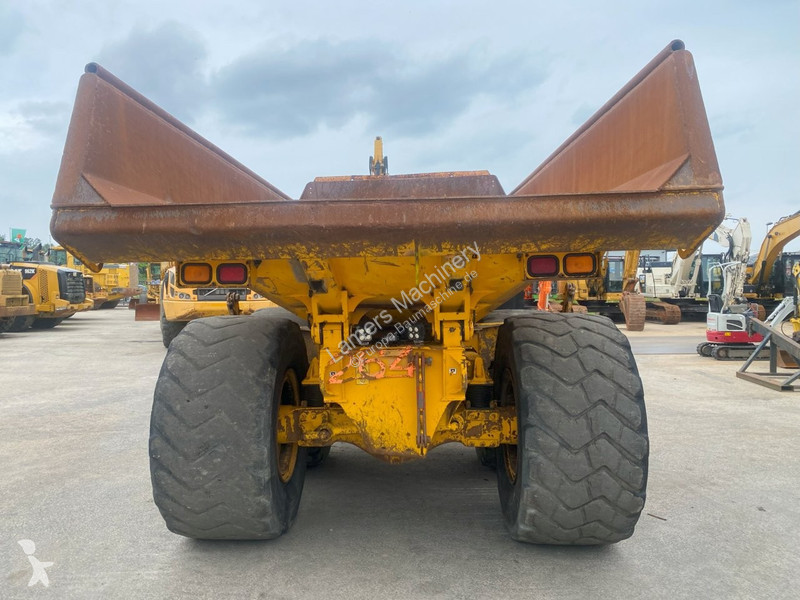 Sklápěčka Volvo 6x6 dumper articulated hauler NVT
