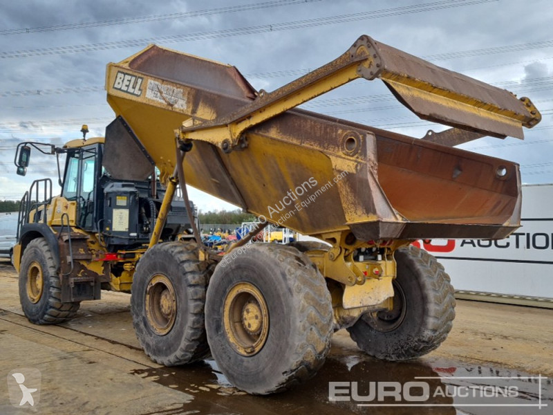 عربة قلابة Bell B30E