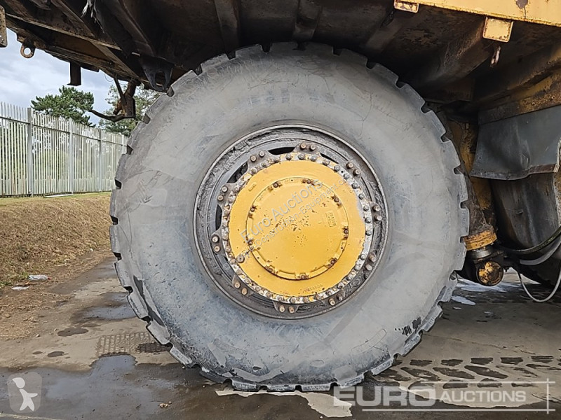 Sklápěčka Caterpillar 777