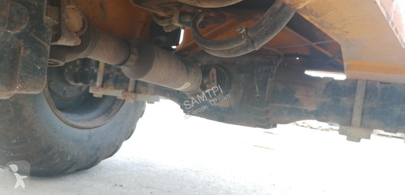 عربة قلابة Thwaites  MACH 697