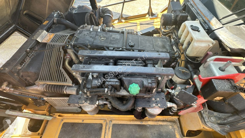 عربة قلابة Bell B50E 6X6