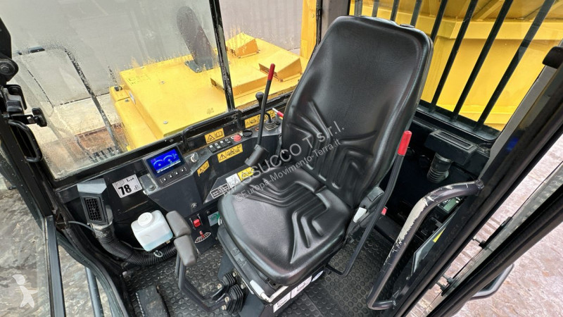 عربة قلابة Yanmar 5A TV