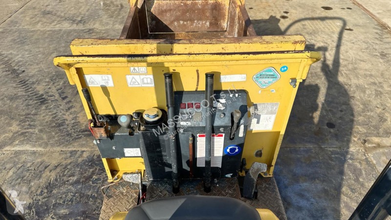 عربة قلابة Yanmar B