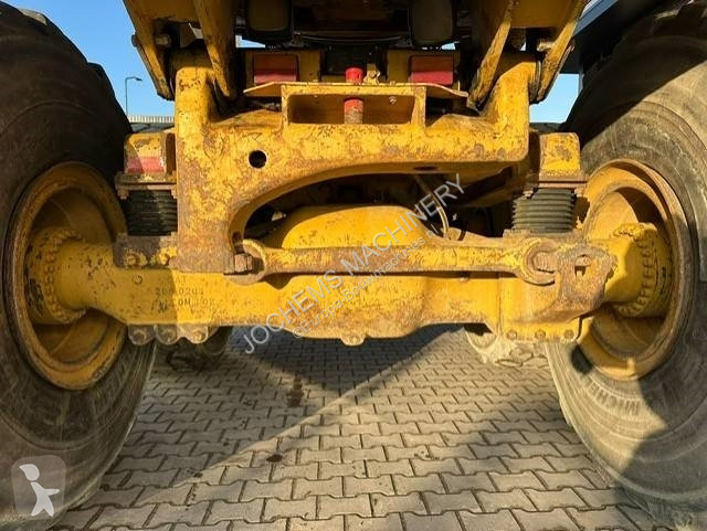 عربة قلابة Caterpillar 740 Dumper