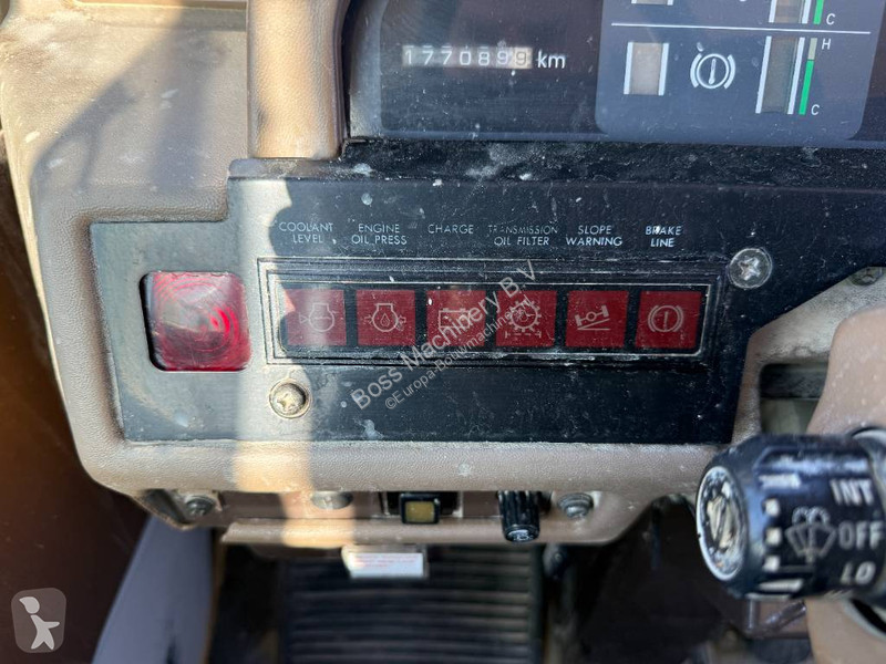 Sklápač Komatsu HD605-5 - Automatic Greasing /...