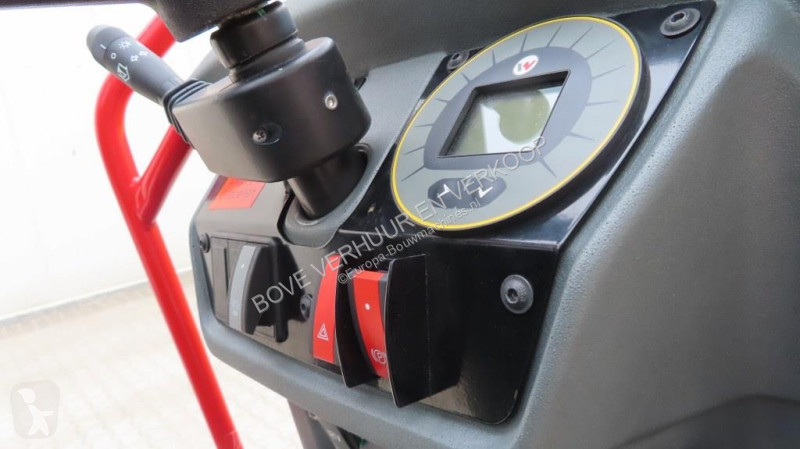 عربة قلابة Wacker Neuson DW30-2