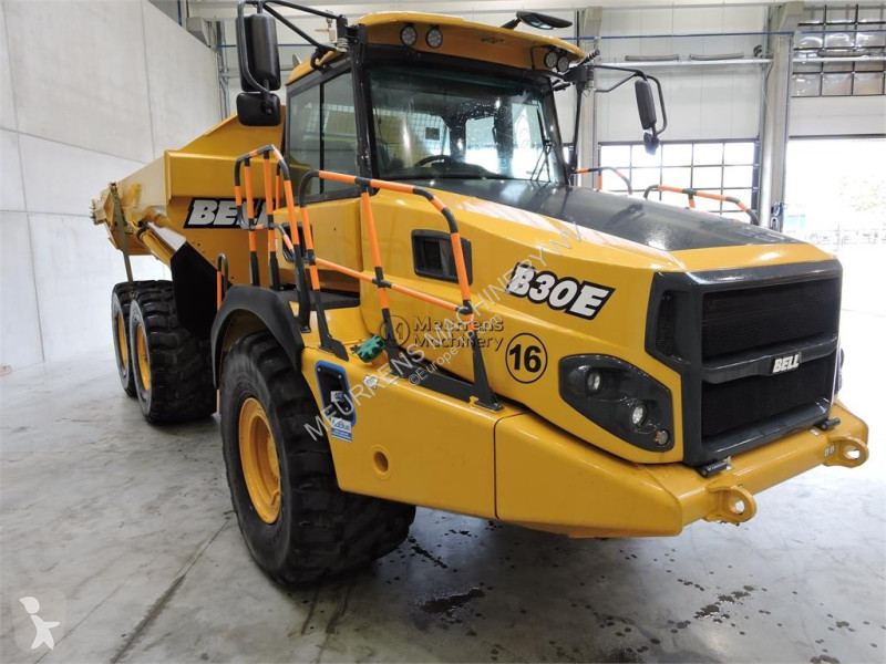 عربة قلابة Bell B30E