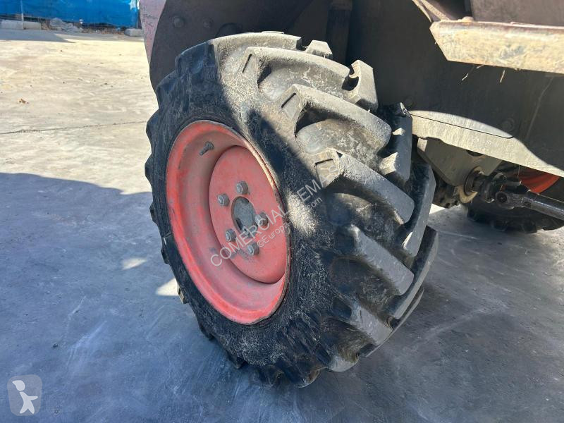 عربة قلابة Ausa