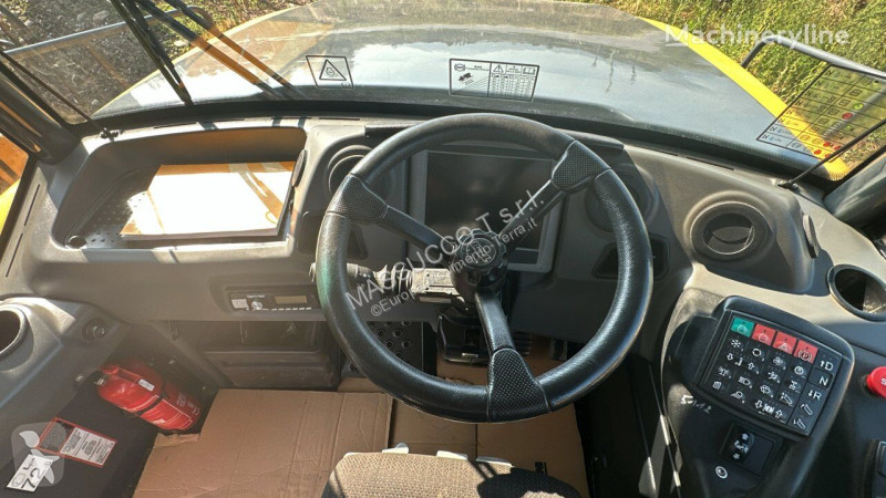 عربة قلابة Bell B50E 6X6