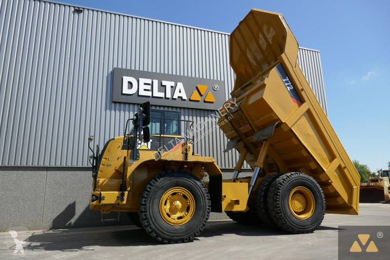 Dumper Caterpillar