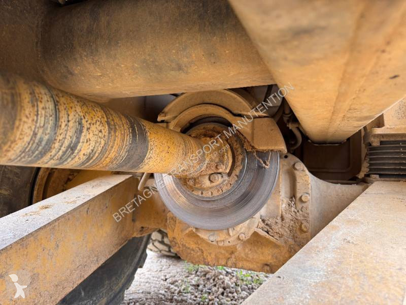 Dumper Caterpillar