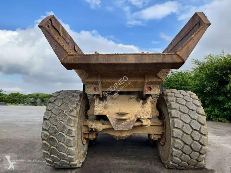 عربة قلابة Bell M 6X6