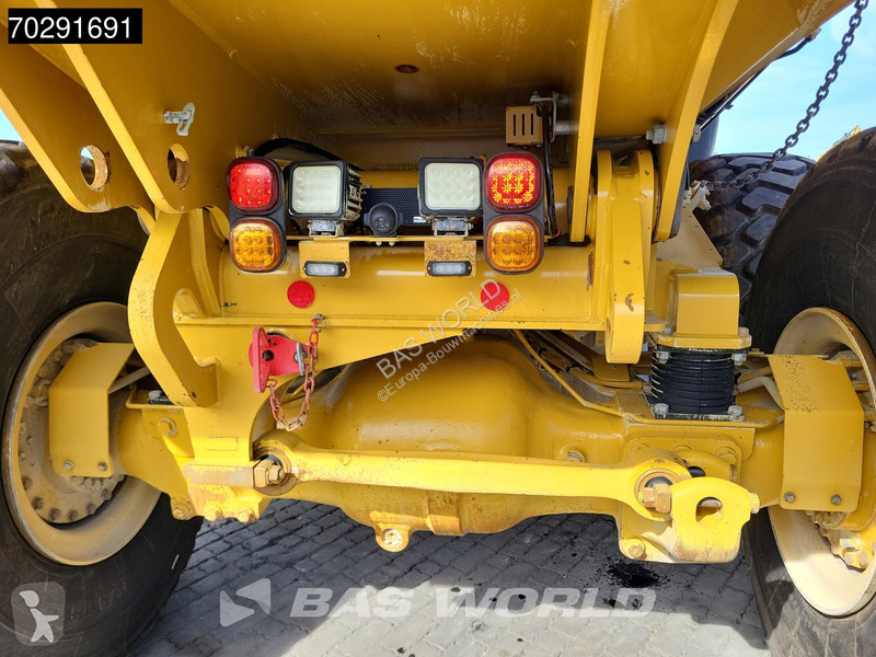 عربة قلابة Caterpillar C
