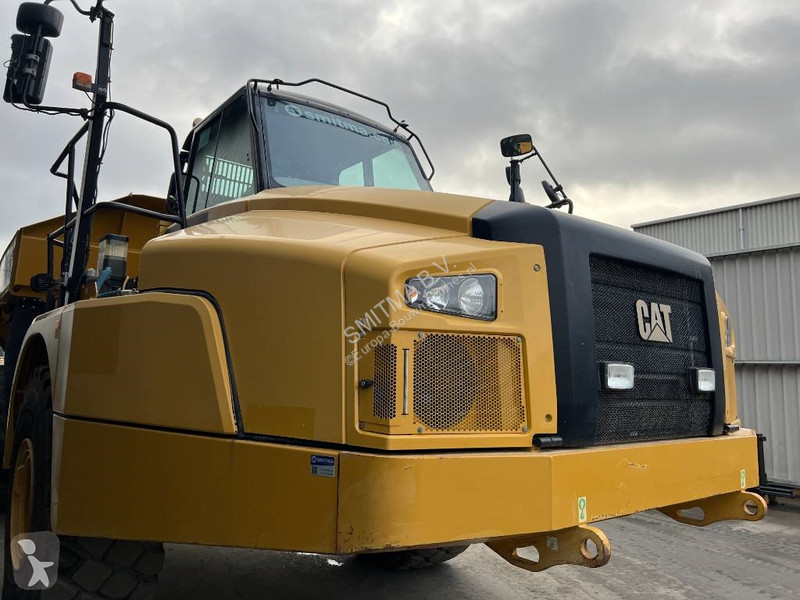 عربة قلابة Caterpillar C