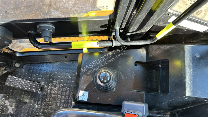 Tombereau JCB 6ST-2S5 4X4