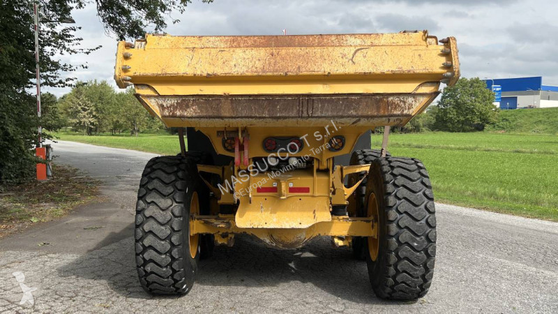 عربة قلابة Bell B20E 6X6