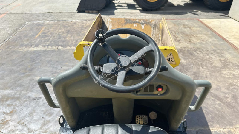 عربة قلابة Wacker Neuson 4x4