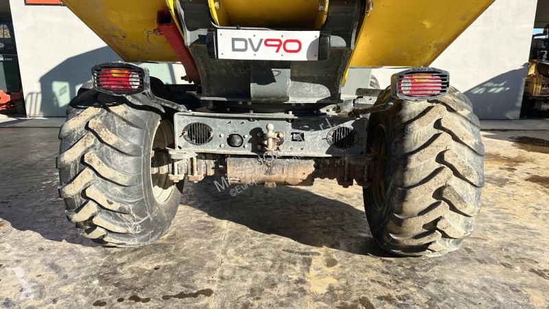 عربة قلابة Wacker Neuson DV90 4x4