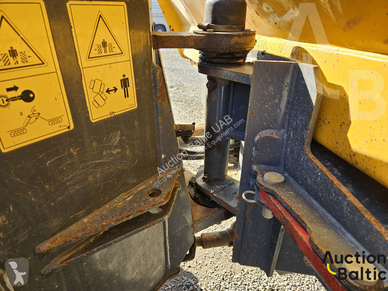 Sklápač Terex TA 9