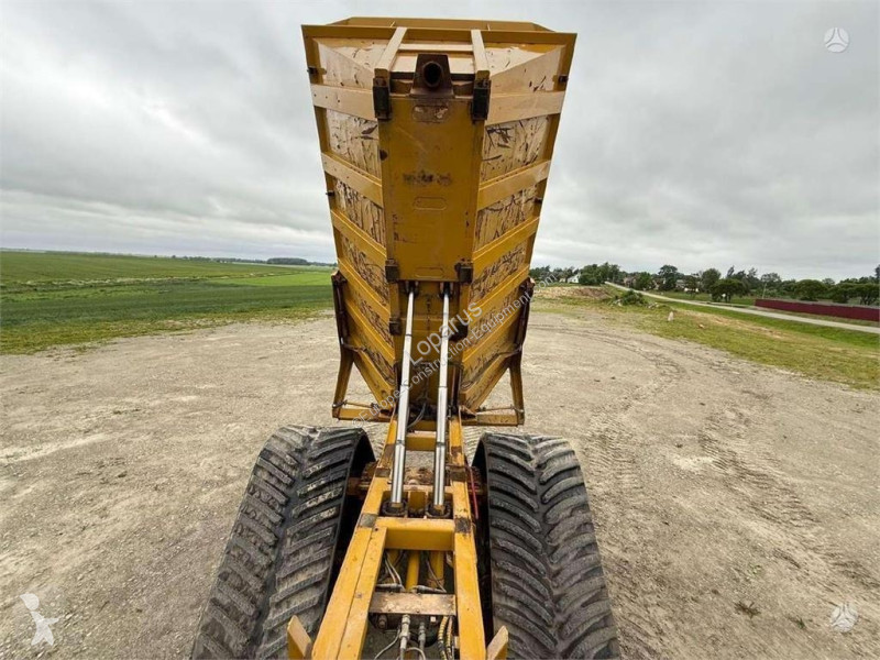 Карьерный самосвал Caterpillar TerraGator 2104...