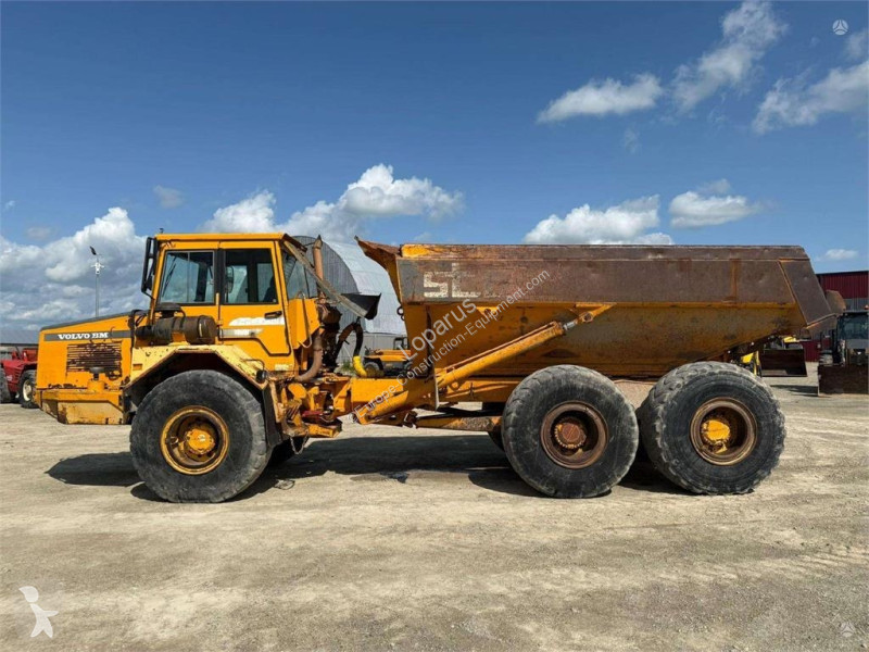 Карьерный самосвал Volvo